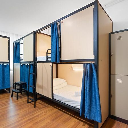 Amethyst Dorm Klcc Hostel Куала Лумпур Екстериор снимка